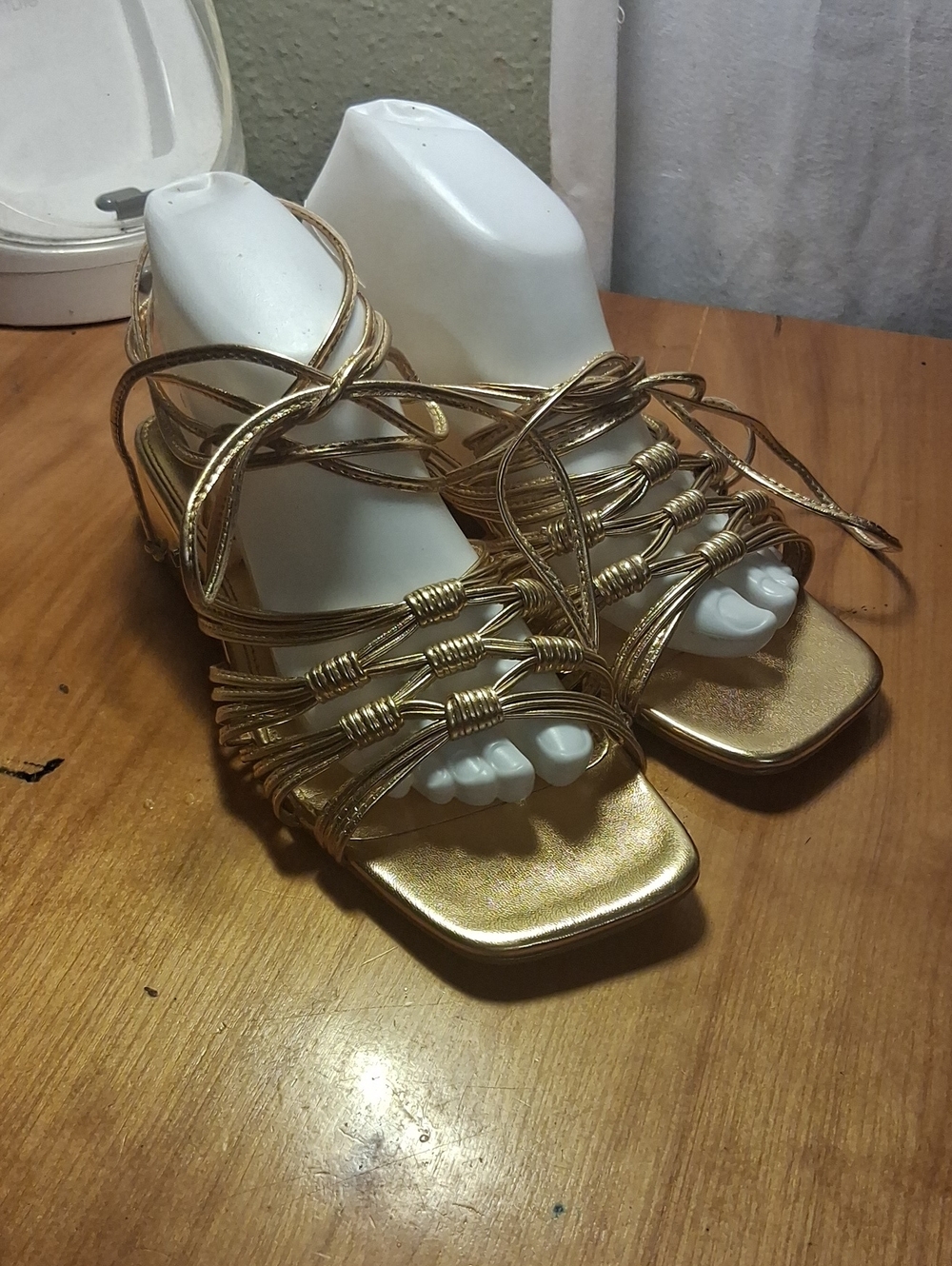 Sam Edelman Circus Gold Strappy Lace-Up Women's Sandals 9